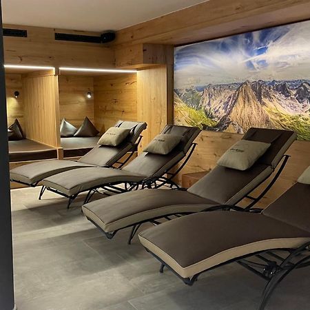 Apart Hotel San Antonio Σανκτ Αντόν αμ Άλμπεργκ Εξωτερικό φωτογραφία