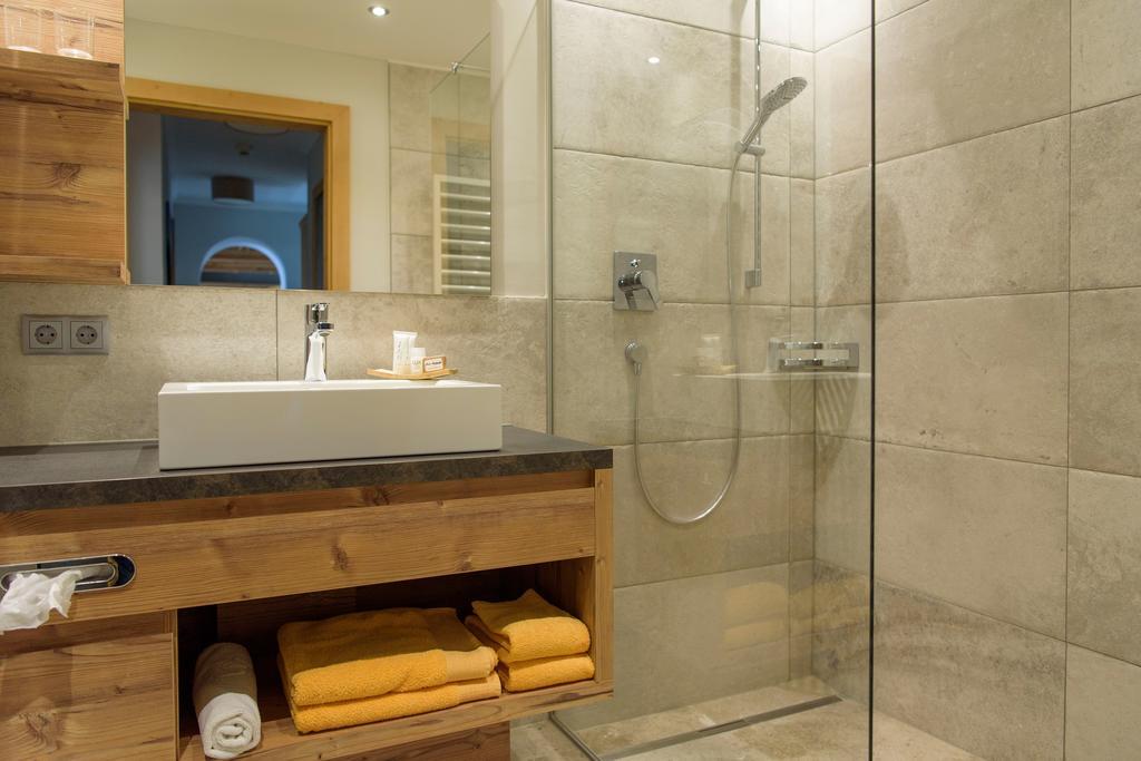 Apart Hotel San Antonio Σανκτ Αντόν αμ Άλμπεργκ Εξωτερικό φωτογραφία