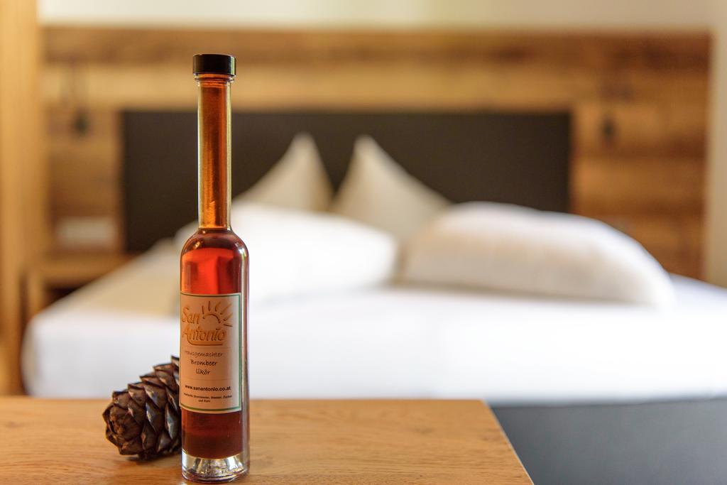 Apart Hotel San Antonio Σανκτ Αντόν αμ Άλμπεργκ Εξωτερικό φωτογραφία